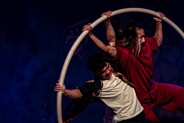 Aquarela, Circo de Papel